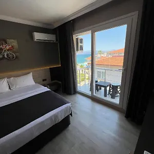 Hotel Grand Faik