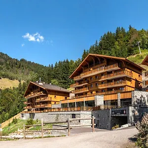 les-chalets-de-joy.hotels-rhonealpes.com/